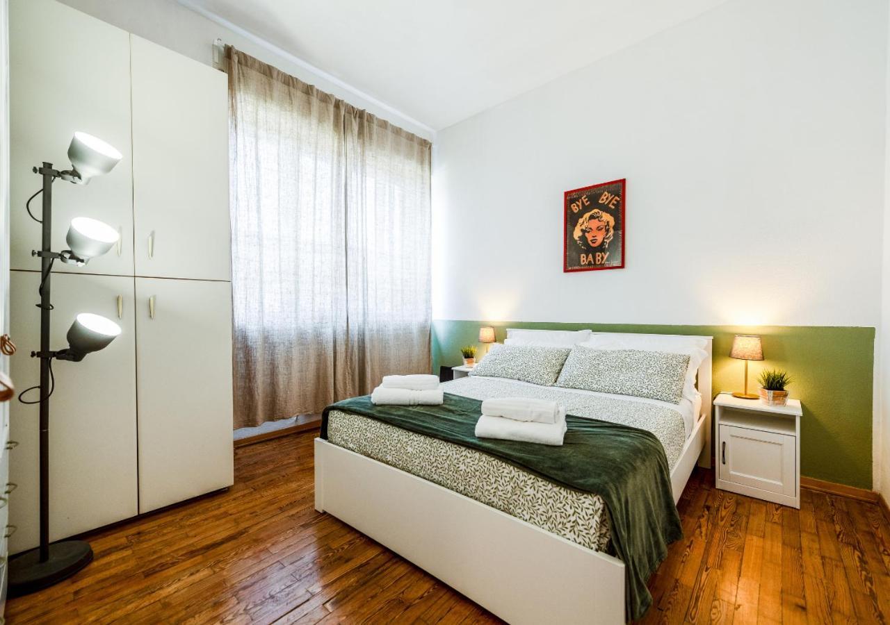 Appartamento Milanese Elegance - 15 Minutes Duomo Esterno foto