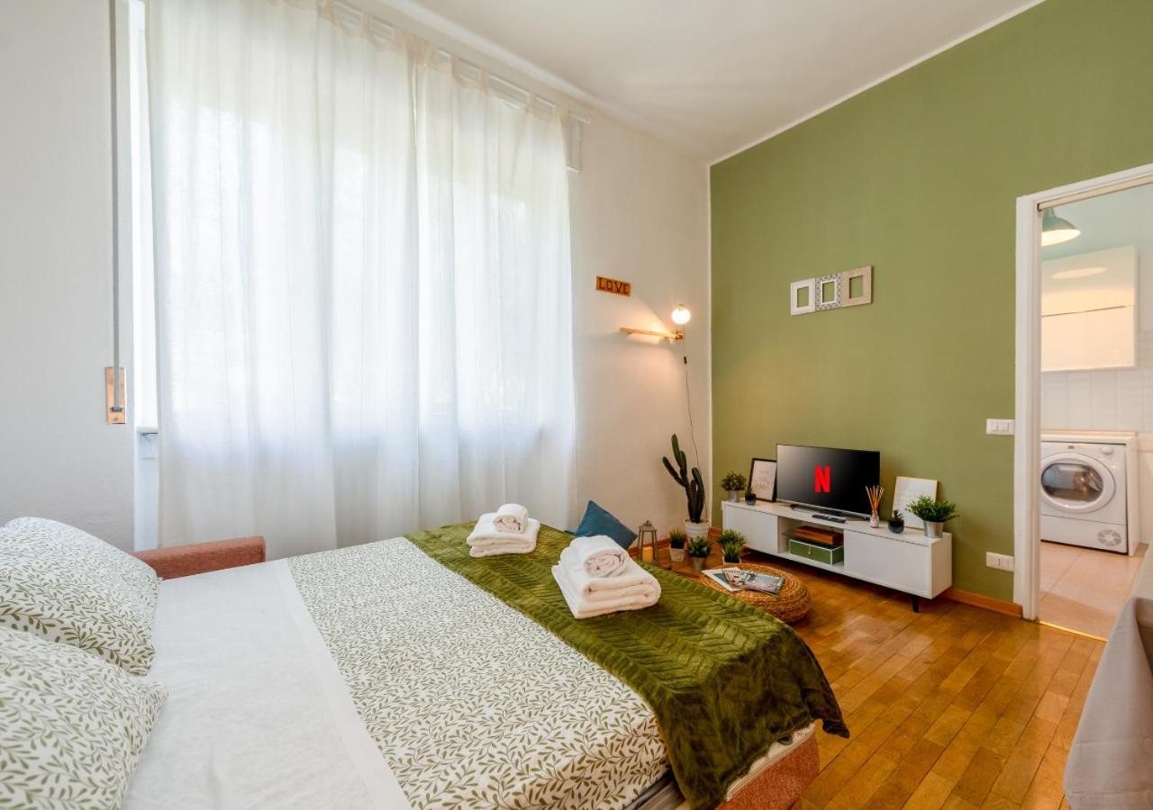 Appartamento Milanese Elegance - 15 Minutes Duomo Esterno foto